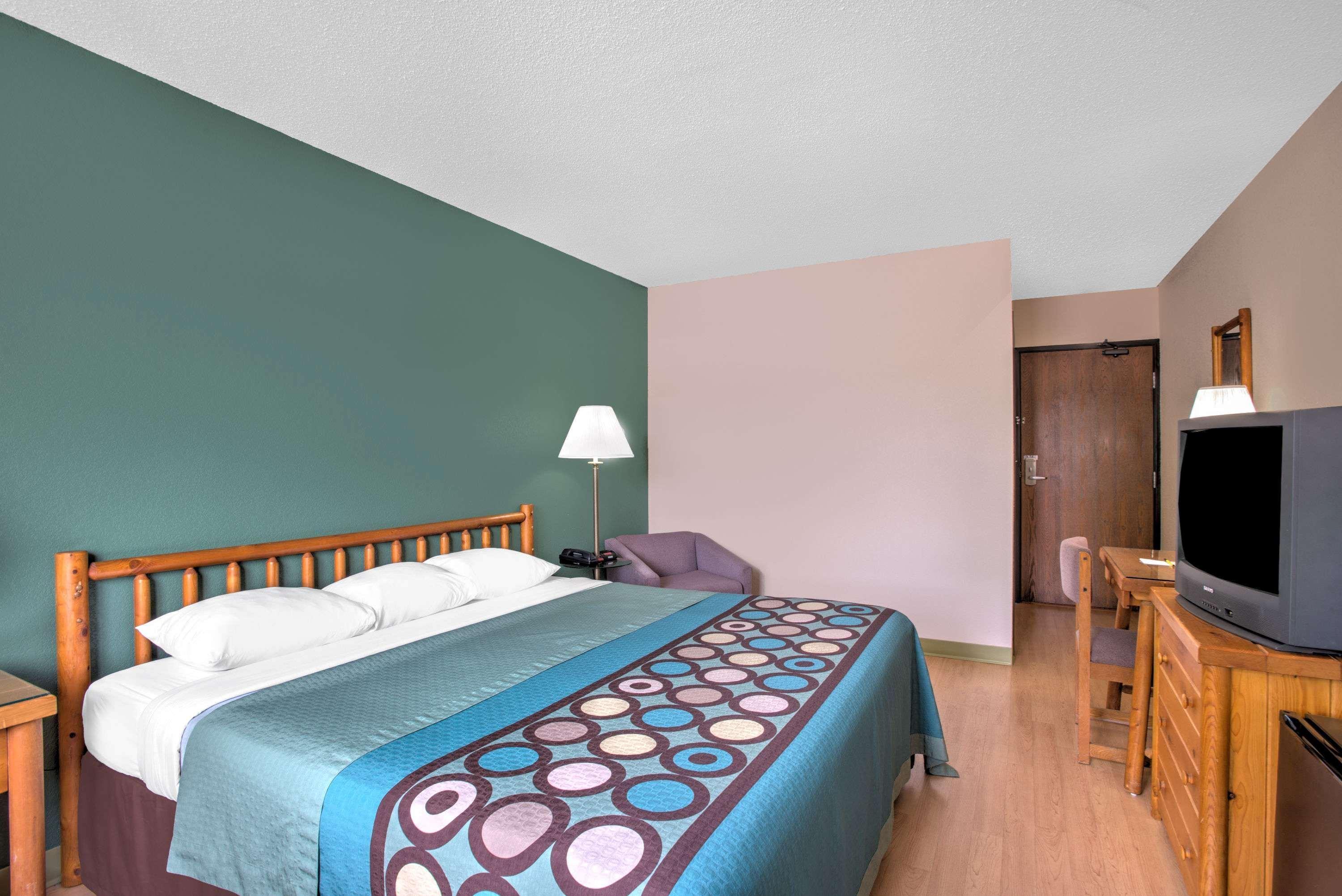 Hotel Super 8 By Wyndham Ticonderoga