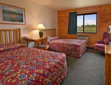 Super 8 By Wyndham Ticonderoga